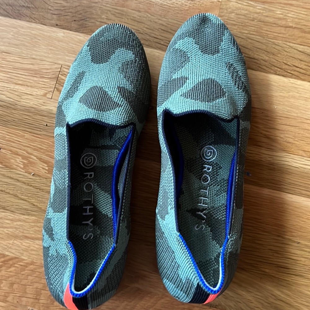 Rothy’s Green Camo Loafers. Never worn 8 1/2